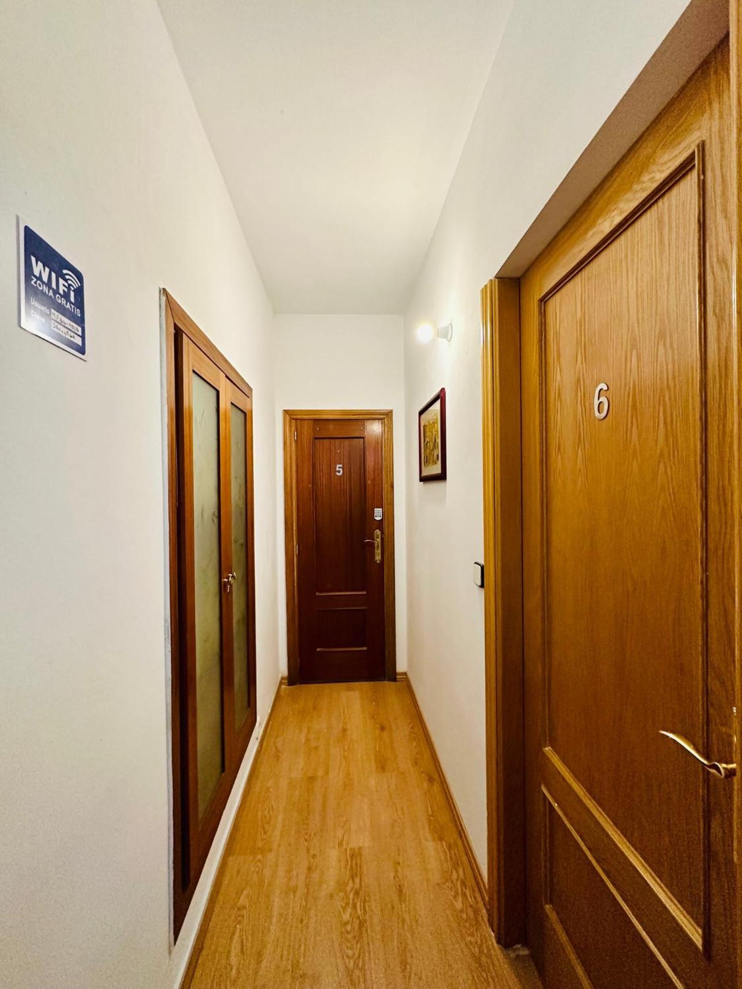 Rooms In Madrid Downtown 외부 사진