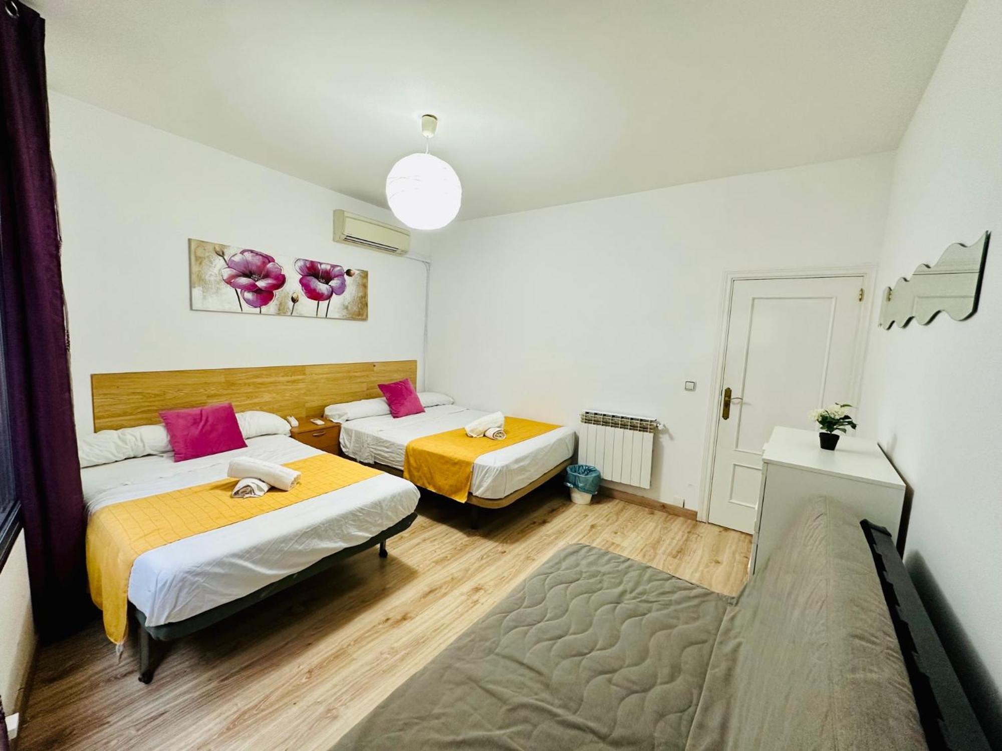 Rooms In Madrid Downtown 외부 사진